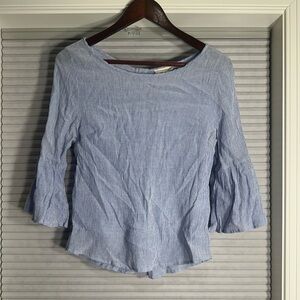 Light blue bell sleeve blouse with buttons down the back J-1